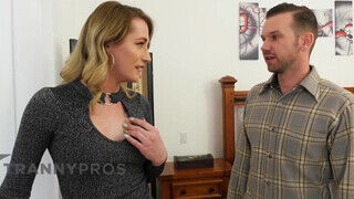 TrannyPros - Candy Marie a vékony transz pipi