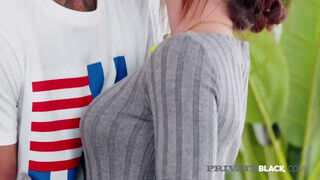 Private Interracial - Lana Roy pinája megrakva