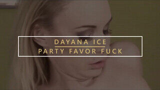 Dayana Ice muffja bekúrva