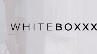 WhiteBoxxx - Tina Blade a kicsike cickós horvát pipi