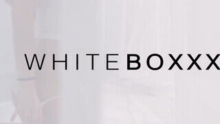 WHITEBOXXX - csodaszép, szenvedélyes bige az ágyban