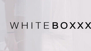 WHITEBOXXX - Adelle Sabelle a bűbájos francia gádzsi