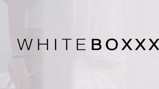 WHITEBOXXX - Francys Belle a termetes kannás pipi