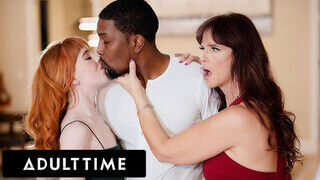 ADULT TIME - Syren De Mer és Madi Collins megosztják a csoki pöcst