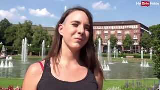 Német turista gádzsi kültéri anális szeretkezése