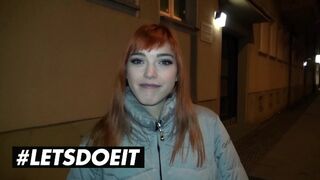Lullu Gun és Anny Aurora megosztják a gigászi néger fazt kint a vadonban