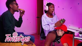 Twistys sztárjai, Hazel Grace és Rissa May forró lezbi kalandja gigászi mellekkel és nuni nyalással